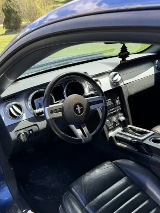 2007 Ford Mustang GT Coupe - 4.6L V8 Power and Style