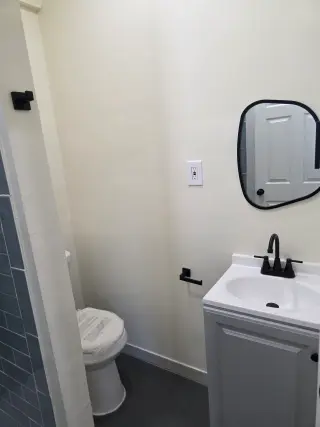 SE RENTA CASITA TRASERA