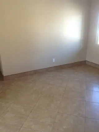 Apartamento  Colton Ca  2 cuartos 1 Bano