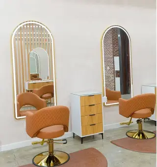 Silla de Estelista en Salón de Belleza para renta - A Beauty Story The Salon