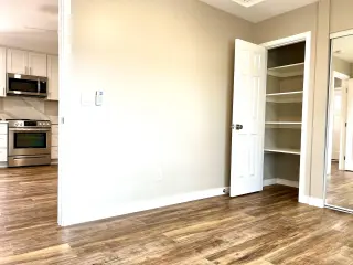 Completamente remodelado y listo para mudarse