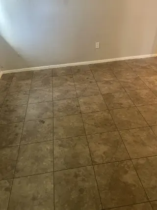 Rento cuarto con baño adentro