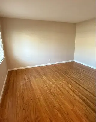 Spacious Room for Rent in a Quiet Neighborhood