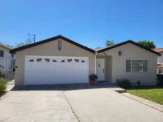 2br @Burbank, CA 91501🔑