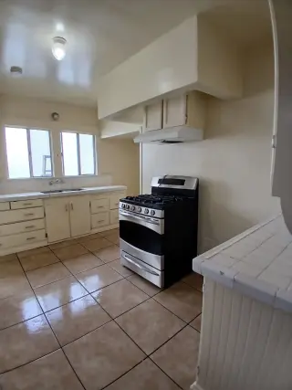 3 BEDROOM HOUSE FOR RENT