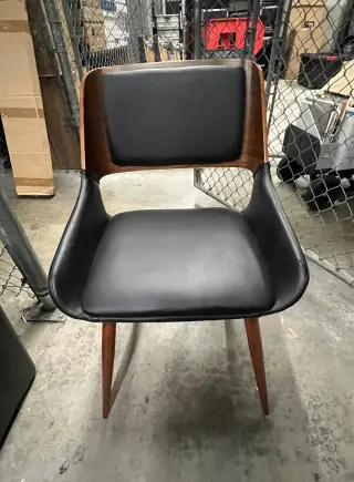 Venta por Mudanza: Muebles de Oficina y Casa – Sillas, Archiveros y Pizarrones