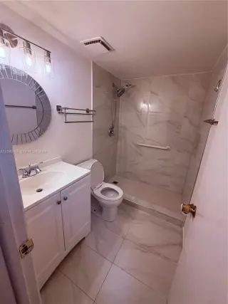 Townhouse para la Renta  3/2