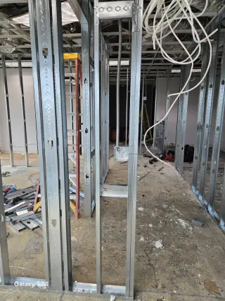 ¡SERVICIOS DE ELECTRICIDAD, REMODELACIÓN Y PINTURA! ✅