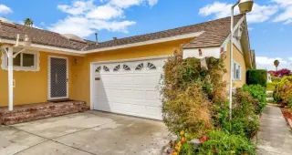 This 1760 square foot single family home has 3 bedrooms and 2.0 bathrooms