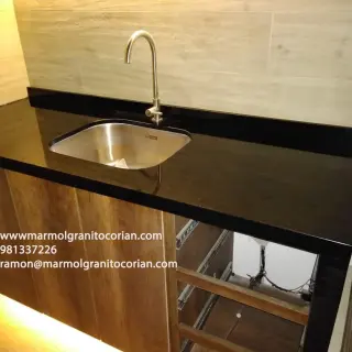 Granito negro absoluto, para tableros de cocina, baños, counters, pisos