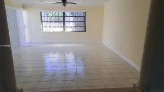 Villa 3/2 For Rent en Kendall