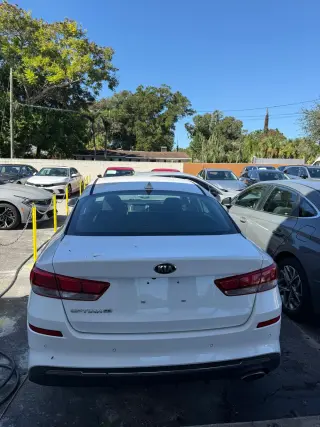 2020 Kia Óptima LX