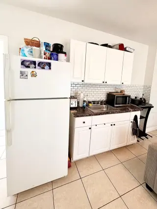 5bedroom 3bathrooms