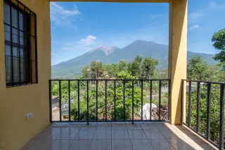 Hermosa Casa en Venta con Vista a los volcanes
