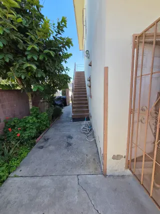 Cuarto Renta $700 Independiente en Lynwood