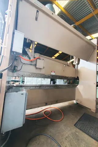 PRENSA DOBLADORA HIDRAULICA CINCINNATI 10' x 90 Ton