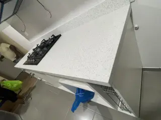 Cuarzo blanco estelar para cocinas, baños, paredes interiores