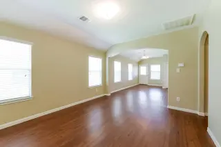 Your Next Home Awaits! Spacious 3-Bedroom Home for Rent