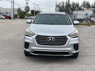 🚘 2017 Hyundai Santa Fe – $7,500 CASH ¡3 Filas de Asientos! 🇨🇺✈️