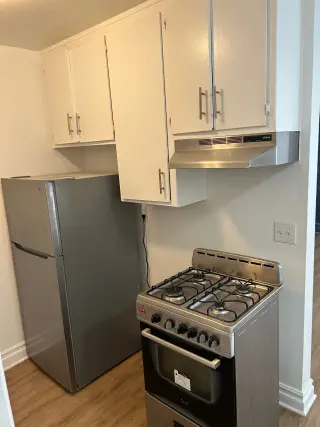 Fully Renovated bedroom 1 Bath Top !!!!!