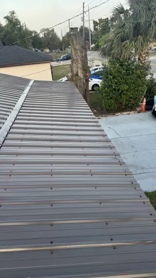 Se busca un grupo de roofing(LAMINA)(MUCHO TRABAJO)