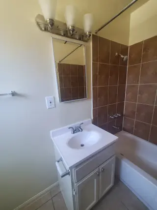 Se Renta Apartamento de 1 Recaamra llame al 6269234054