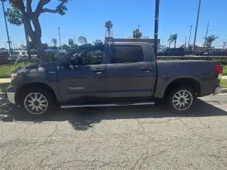 2011 toyota tundra crewmax 4.6