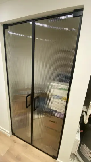 Shower glass , office partitions , espejos led costumetizados