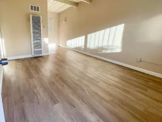 Estudio en Renta – $1,100 | $1,200 de Depósito La Habra CA