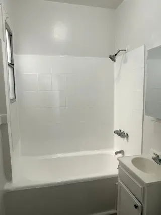 !! MOVE-IN-SPECIAL !! Remodeled Studios in the Heart of Koreatown