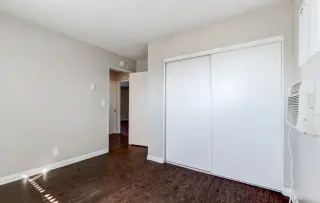 2 Bedroom Apt in Riverside