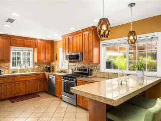 Beautiful Single-Story Home for Rent in Central Orange!