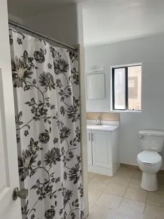 House for rent, 3 bedroom, 1 bathroom, Parking Included, 6 month lease