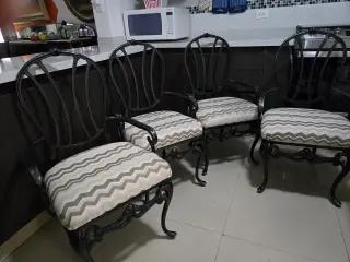 Conjunto de Mesa de Comedor con 4 Sillas Elegantes