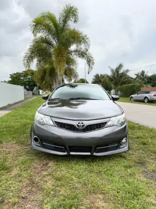 🚗 Toyota Camry SE 2015 – $3,900 CASH ¡Título Listo! 🥳
