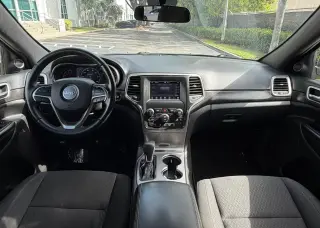 ¡EL SUEÑO AMERICANO! Jeep Grand Cherokee Laredo 2018  ¡Solo $1,500 de Inicial!