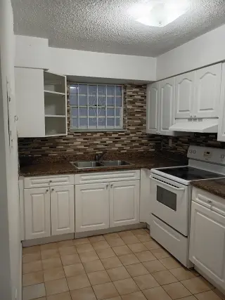 Se renta  bonito, espacioso y comodo Apartamento muy bien localizado en Miami
