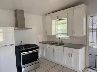 CASA DE RENTA- YA DISPONIBLE!