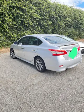 Se vende Nissan Sentra 2013