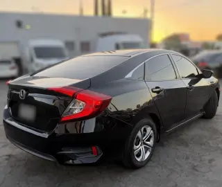 TITULO LIMPIO HONDA CIVIC PAGOS DEALER FINANCIAR AUTOMATICO CARROS EN VENTA