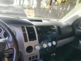 2008 Toyota tundra