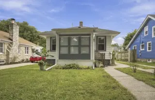 4044 N 40th STREET, Milwaukee, WI 53216