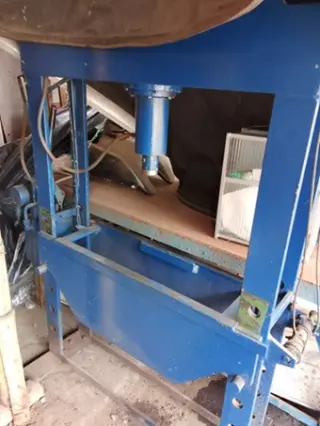 Torno pesado y prensa Hidr.