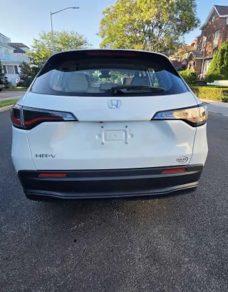 2025 Honda HR-V • LX Sport Utility 4D