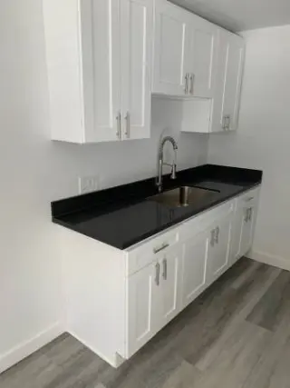 1 Bedroom/ 1 Bathroom Apartment near Cal State LA
