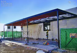 Pérgola Artesanal fabricada a medida, de Cuatro Acabados, -4akva2-