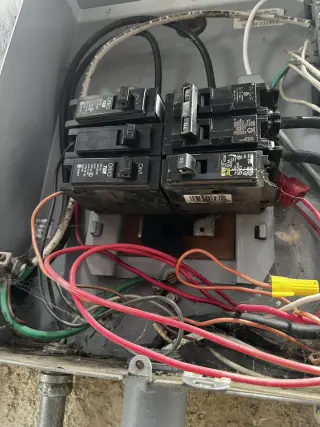 Santos Handyman