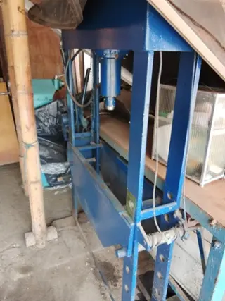 Torno pesado y prensa Hidr.