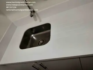 Cuarzo blanco polar para cocinas, baños, counters, paredes interiores