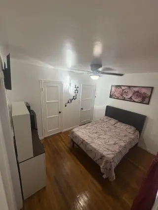 Se renta cuarto en la ciudad de SouthGate